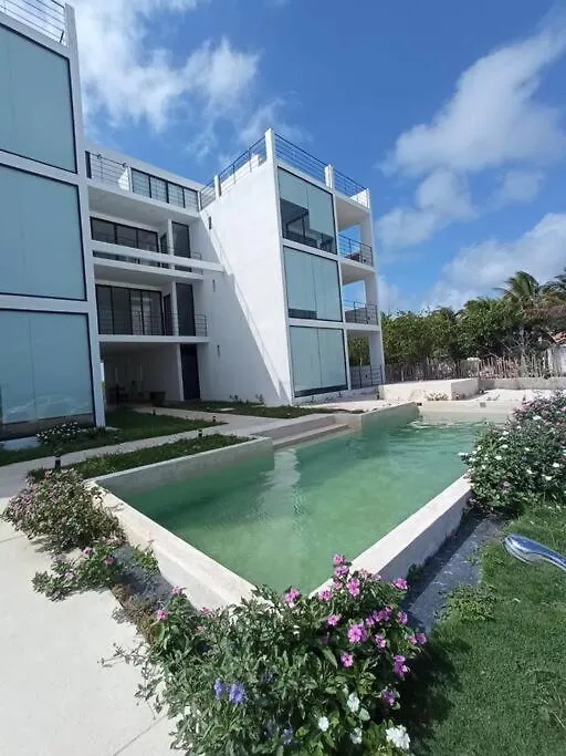 Condos Azul Azul マアウアル